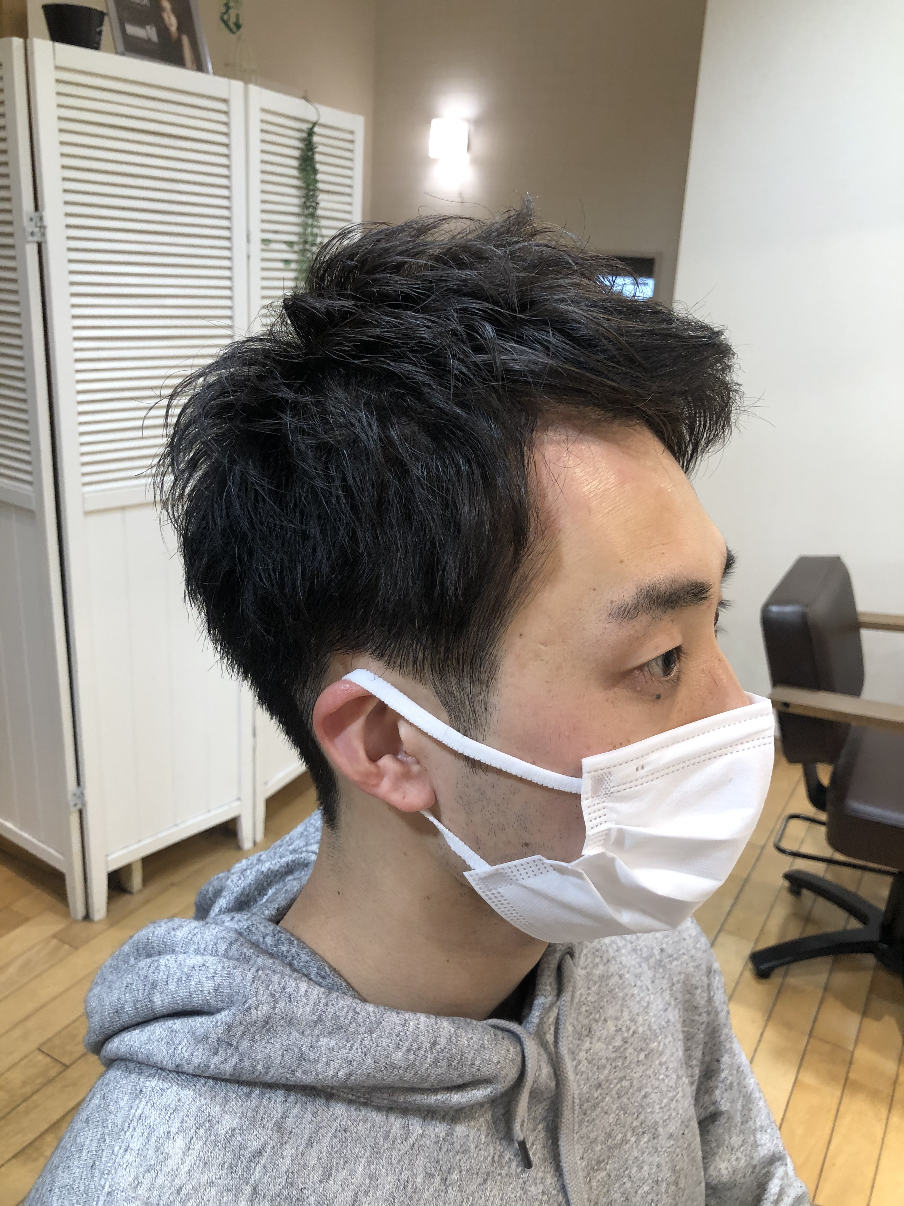 メンズ ピンパーマで自然にイメチェン